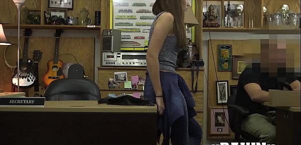  Pretty woman fucks before pawning her stuff for extra money